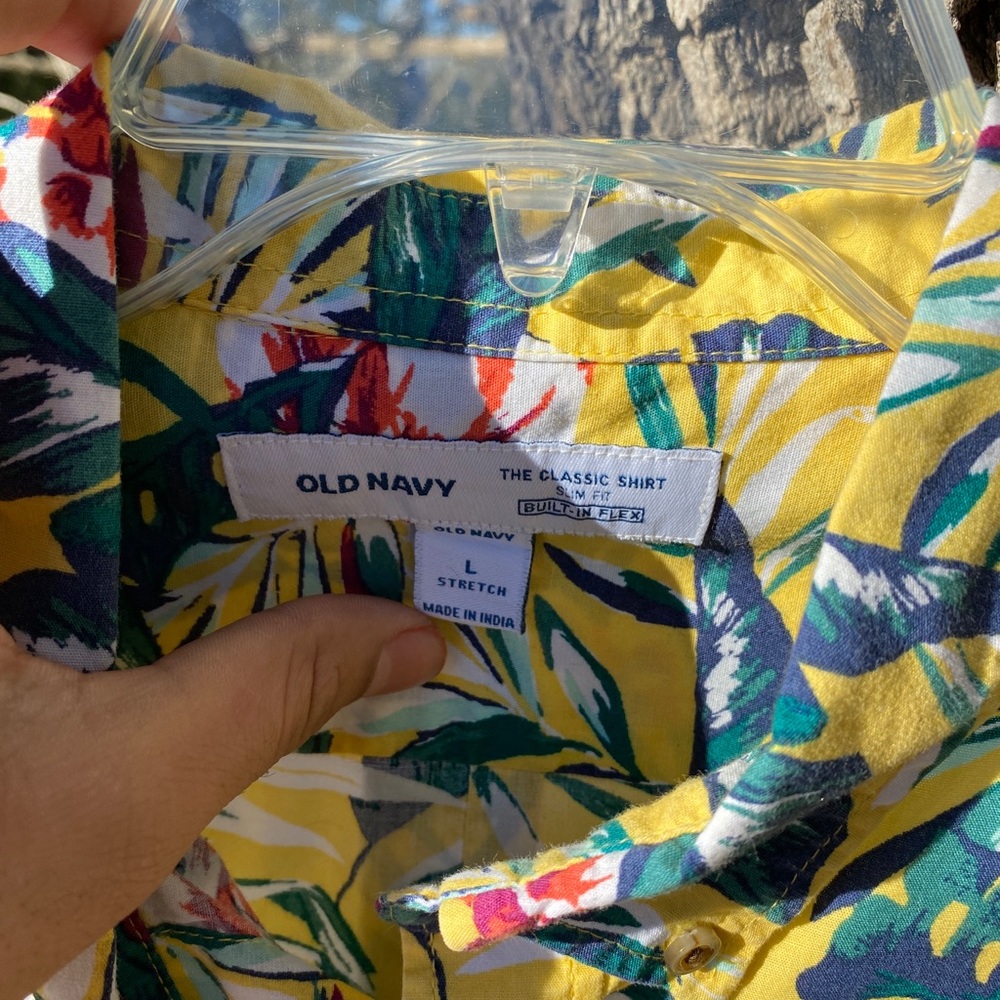 Button up - Picture 2 of 3